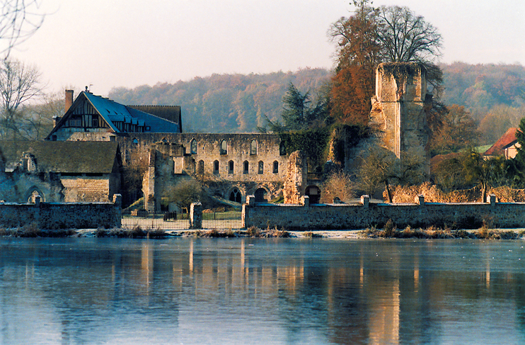 Notre-Dame de Mortemer, une abbaye et ses l&eacute;gendes