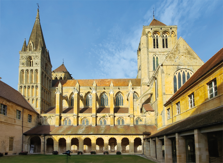 Abbaye de Saint-Pierre-sur-Dives : les travaux de r&eacute;habilitation