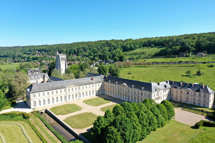 L&rsquo;Abbaye Notre-Dame du Bec - De la gloire &agrave; la pri&egrave;re en passant par les chevaux