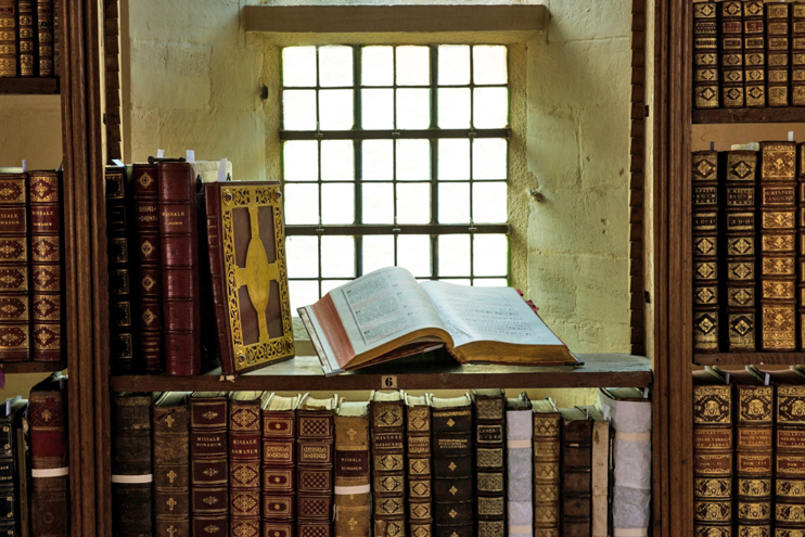 Biblioth&egrave;que du Chapitre : un nouveau tr&eacute;sor pour la cath&eacute;drale de Bayeux
