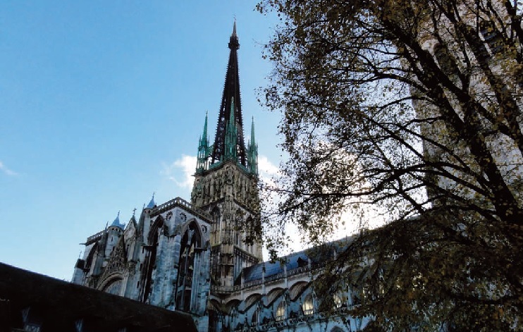 La fl&egrave;che de Notre-Dame de Rouen : un destin exceptionnel