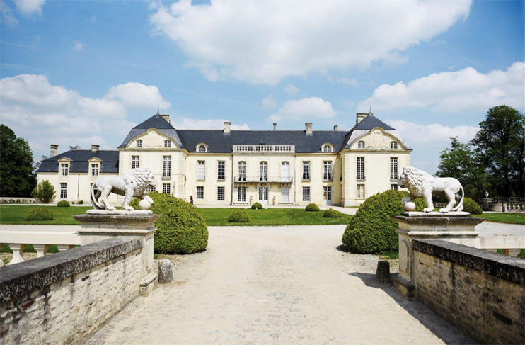 Le ch&acirc;teau de M&eacute;davy &ndash; Une restauration avec un grand &laquo; R &raquo;