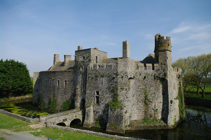 Ch&acirc;teau et Tapisserie de Pirou (Manche)