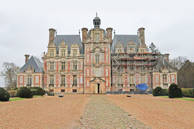 Le ch&acirc;teau de Beaumesnil s&rsquo;offre une cure de jouvence
