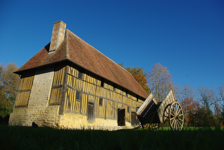 Ch&acirc;teau de Cr&egrave;vec&oelig;ur-en-Auge (Calvados)