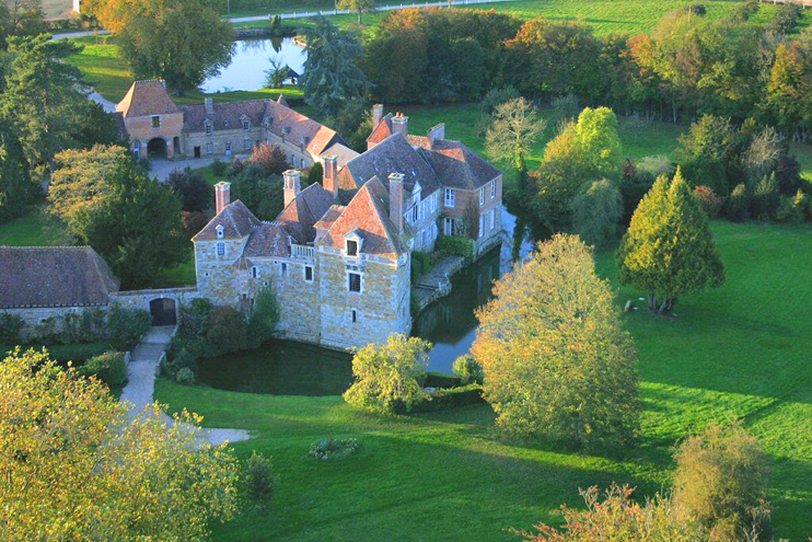 Le ch&acirc;teau du Blanc-Buisson - De la maison forte &agrave; la demeure familiale