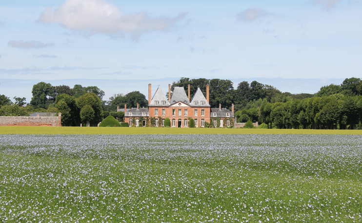 Ch&acirc;teau de Mesnil Geoffroy - la majest&eacute; paysag&egrave;re