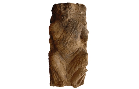 Un christ en majest&eacute; d&eacute;couvert &agrave; l&rsquo;archev&ecirc;ch&eacute; de Rouen.