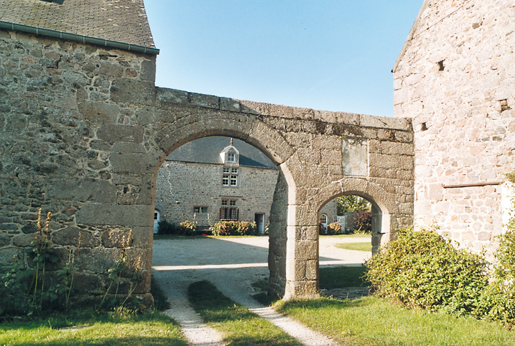 Promenades dans le Val de Saire : R&eacute;ville (les villages)