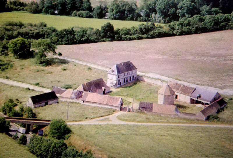 La ferme de la Haute-Cr&eacute;monville