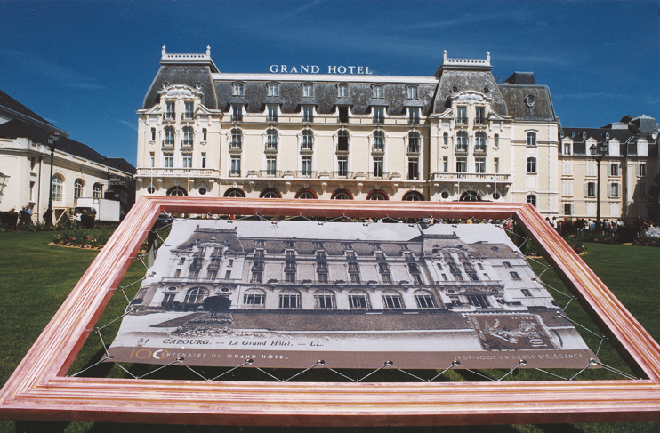 Grand-H&ocirc;tel de Cabourg : un centenaire haut en couleurs
