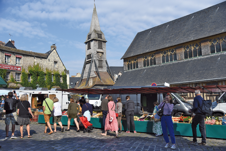 Honfleur - Un march&eacute; enchanteur