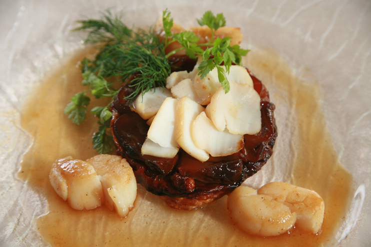 Recette - Noix de Saint-Jacques en tatin de c&egrave;pes