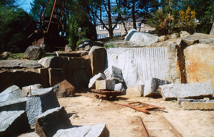 Le granit &agrave; Saint-Michel-de-Montjoie - &laquo; le bleu de Vire &raquo;