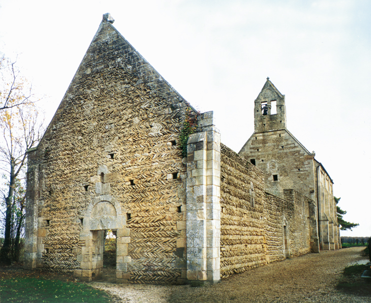 P&eacute;riers-sur-le-Dan - L&rsquo;&eacute;glise au singulier