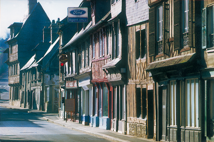 Pont-l'&Eacute;v&ecirc;que