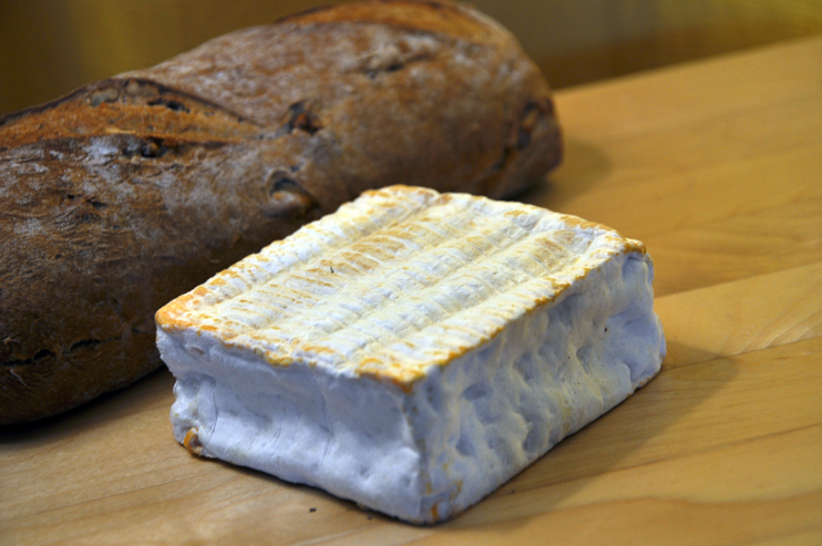 L'histoire du fromage pont-l&rsquo;&eacute;v&ecirc;que